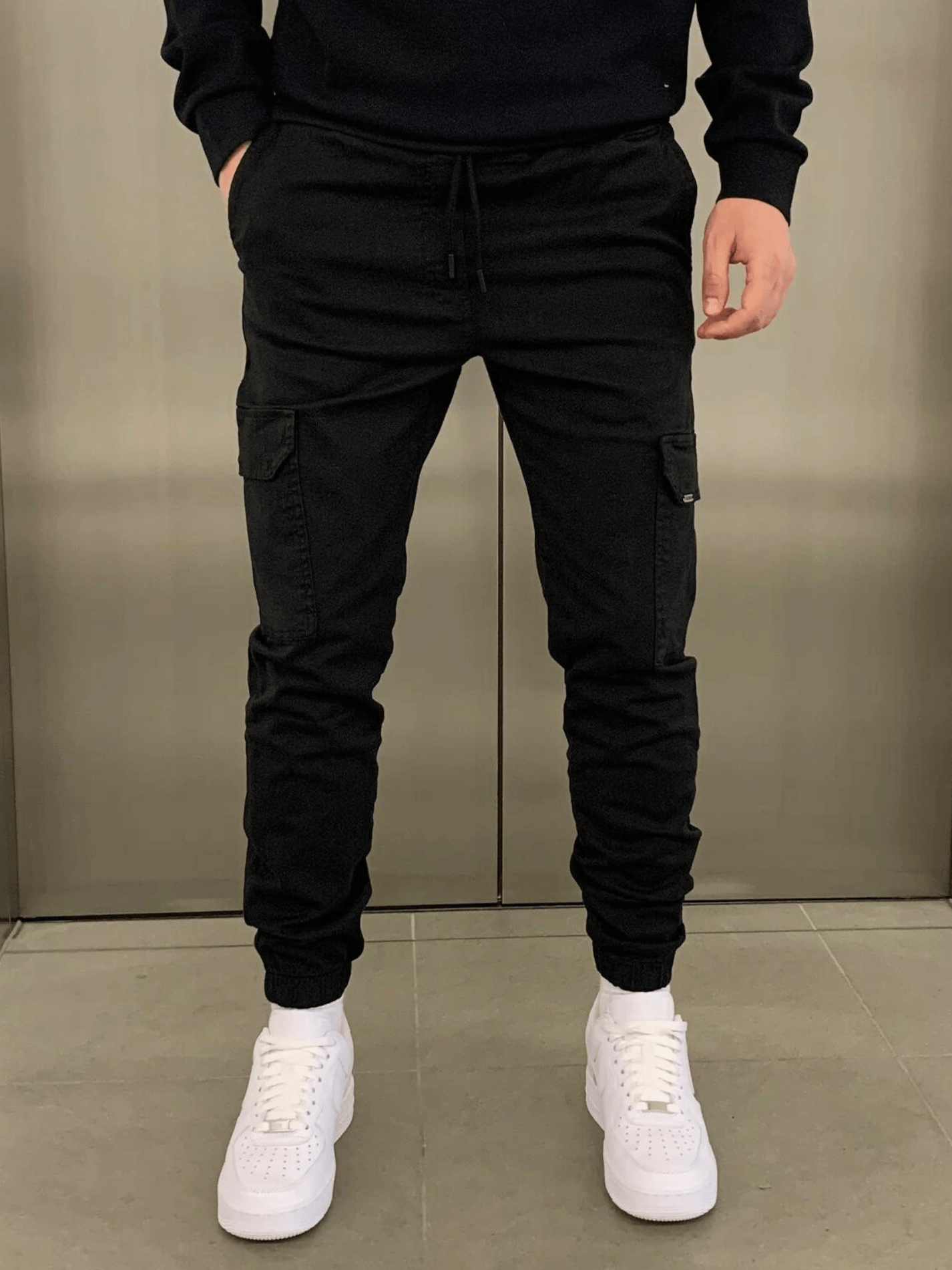 Avenue Cargo Jogger - Black