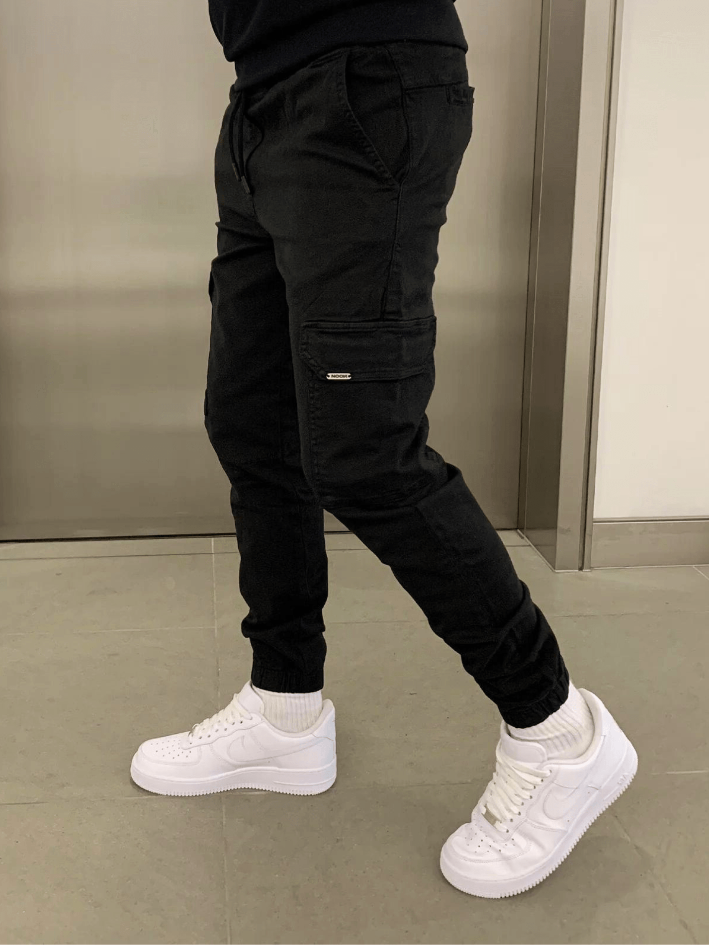 Avenue Cargo Jogger - Black