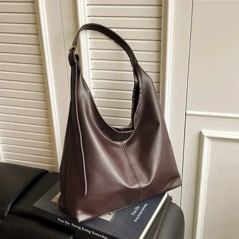 Clifton Everyday Carry Bag