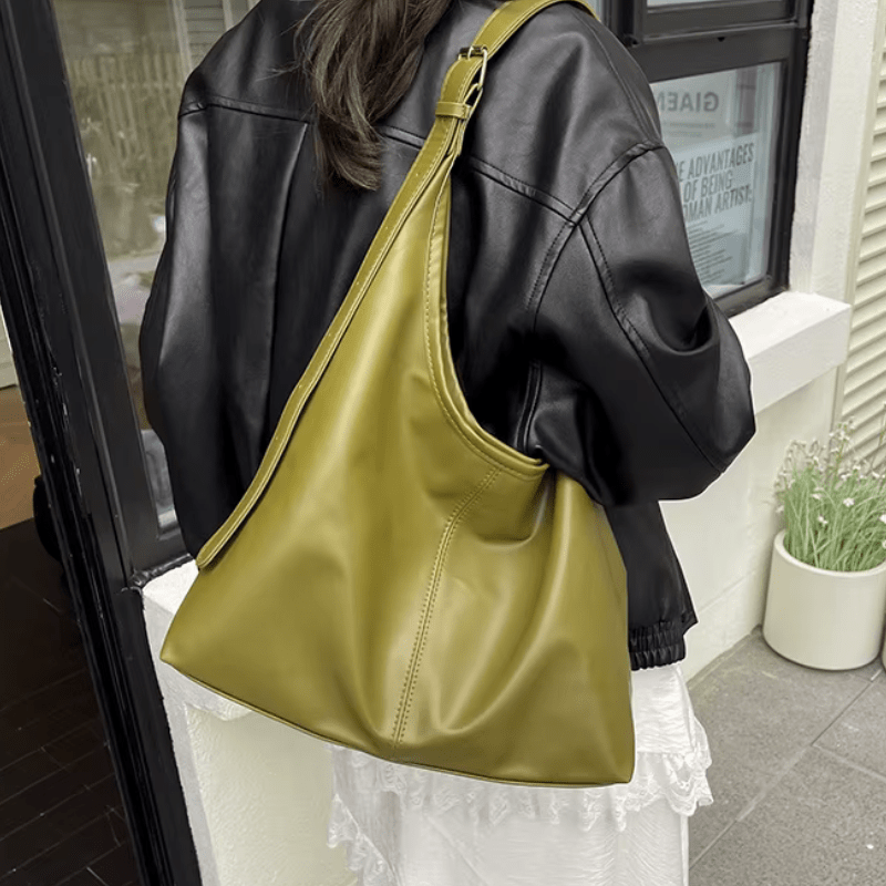 Clifton Everyday Carry Bag