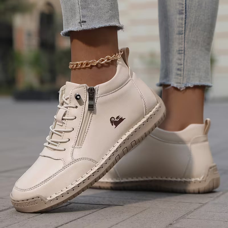 Isla Cushion Step Trainers