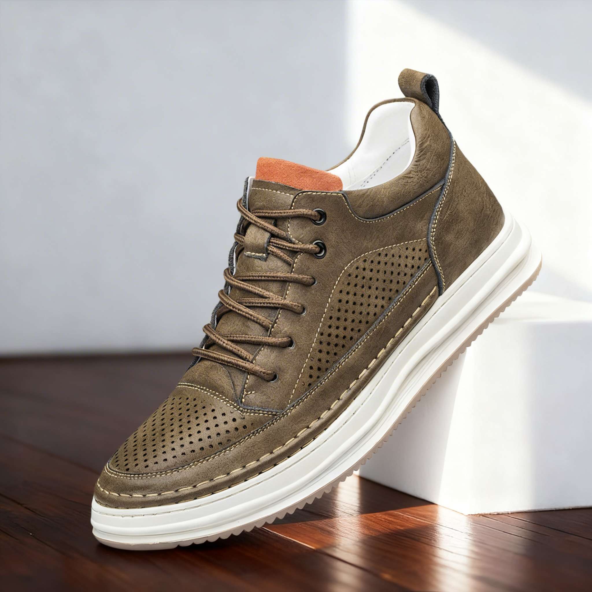 Rex Breeze Leather Trainers