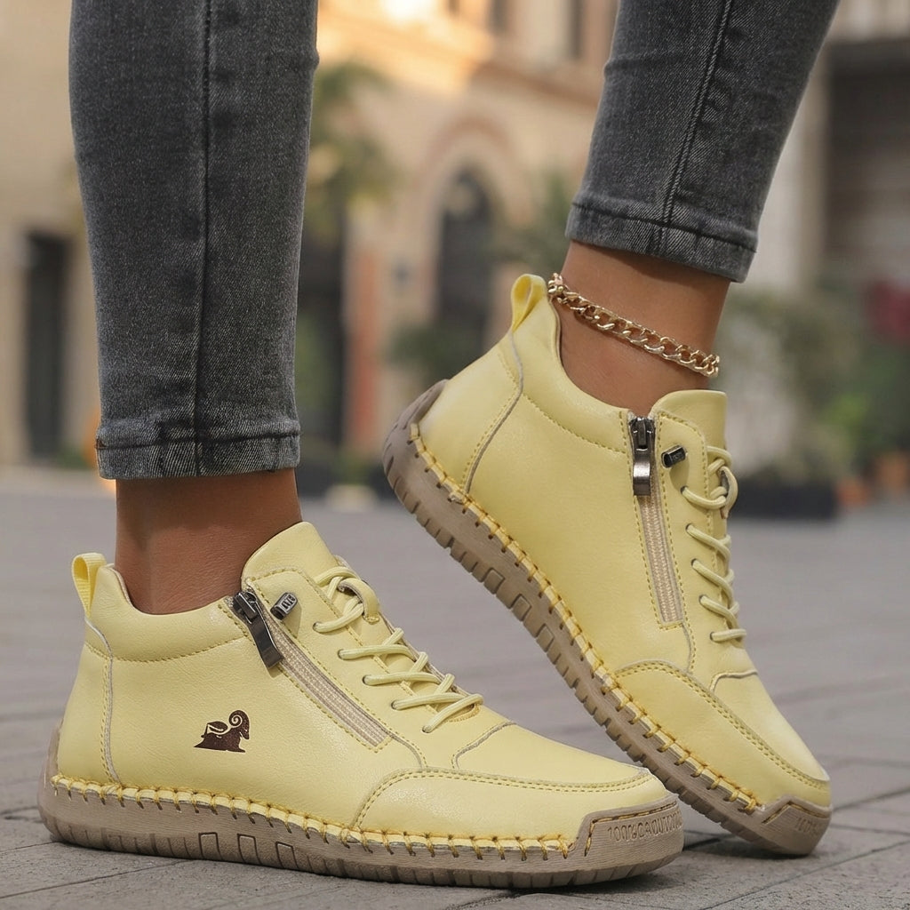 Isla Cushion Step Trainers